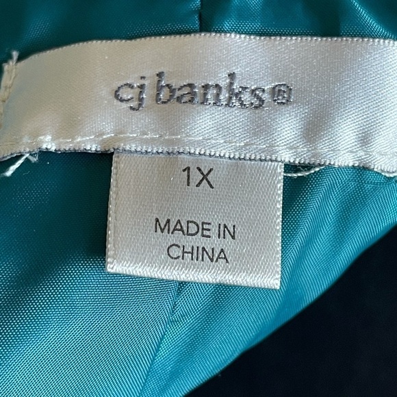 CJ Banks teal jacket in pleather type material in a size 1X - Picture 13 of 13